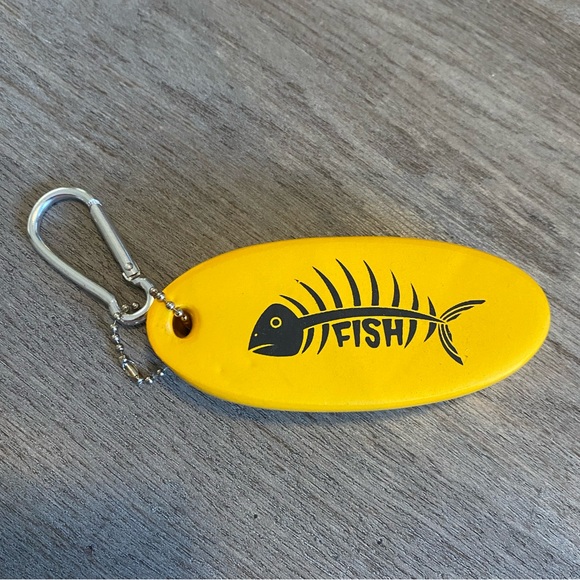 Floating keychain - Picture 3 of 3